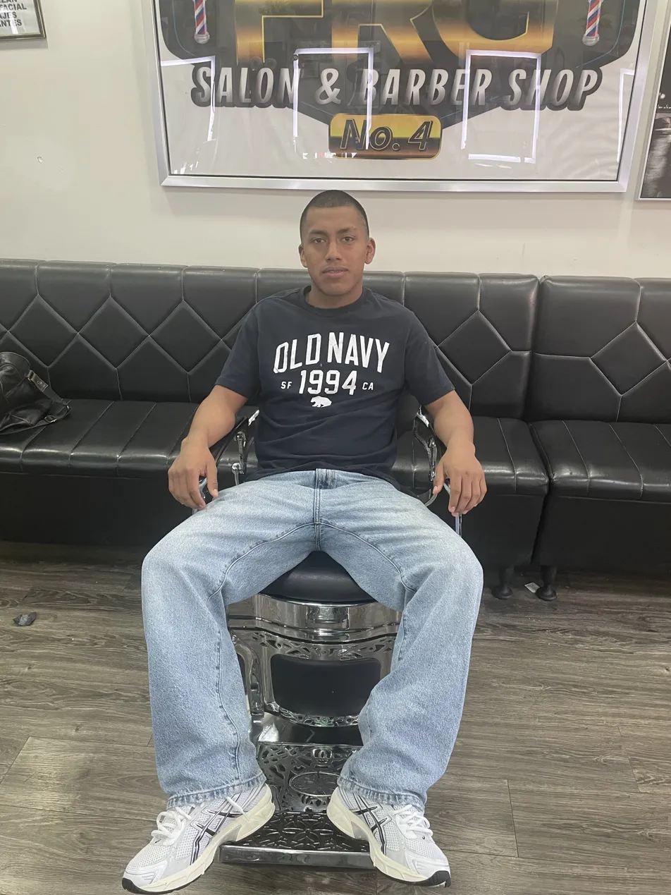 Ricardo, Barber at FRG Barbershop